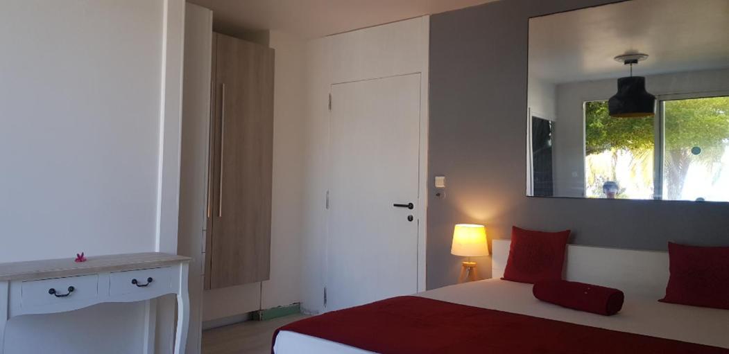 Belle vue mer #Romantisme en bord de mer avec piscine&Plage Saint-Francois  Extérieur photo