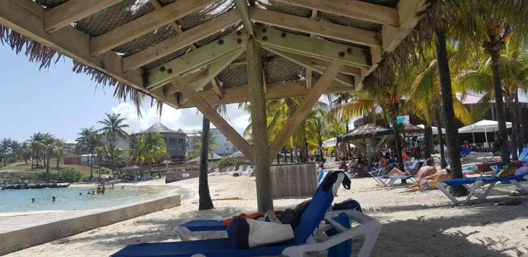 Belle vue mer #Romantisme en bord de mer avec piscine&Plage Saint-Francois  Extérieur photo